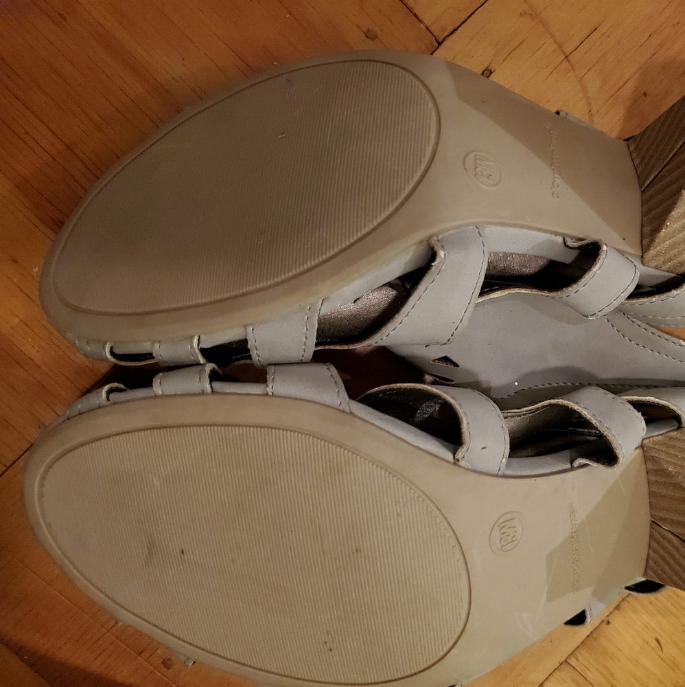 Cloudwalkers size 13w sandal